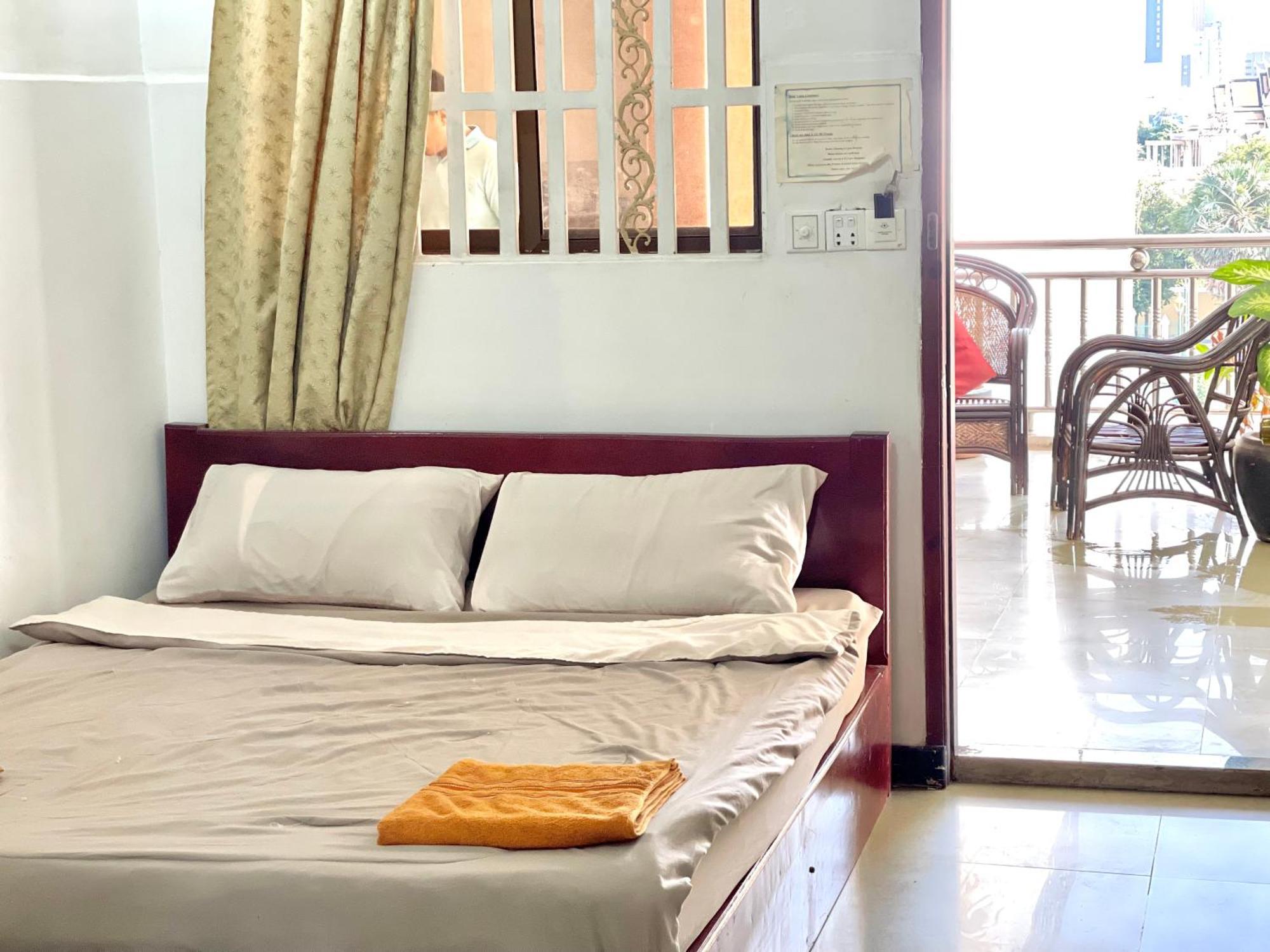 Rs Central Apartments - 200M To Royal Palace Phnom Penh Exterior photo